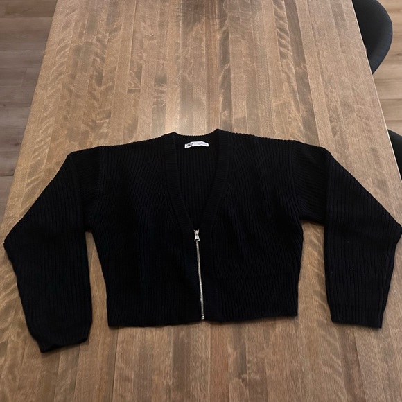 NWOT Zara Cropped Knit Zip Sweater - Picture 2 of 3